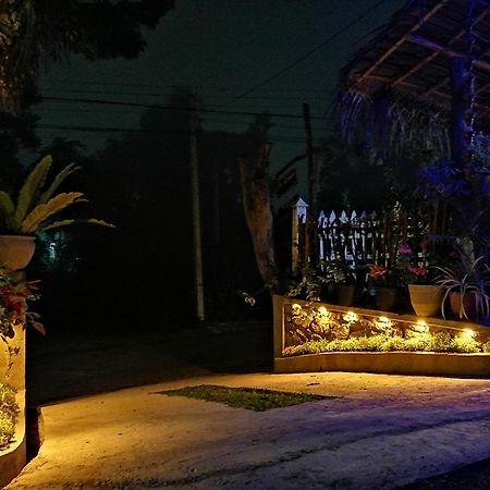 Mc Queen Homestay Элла Экстерьер фото